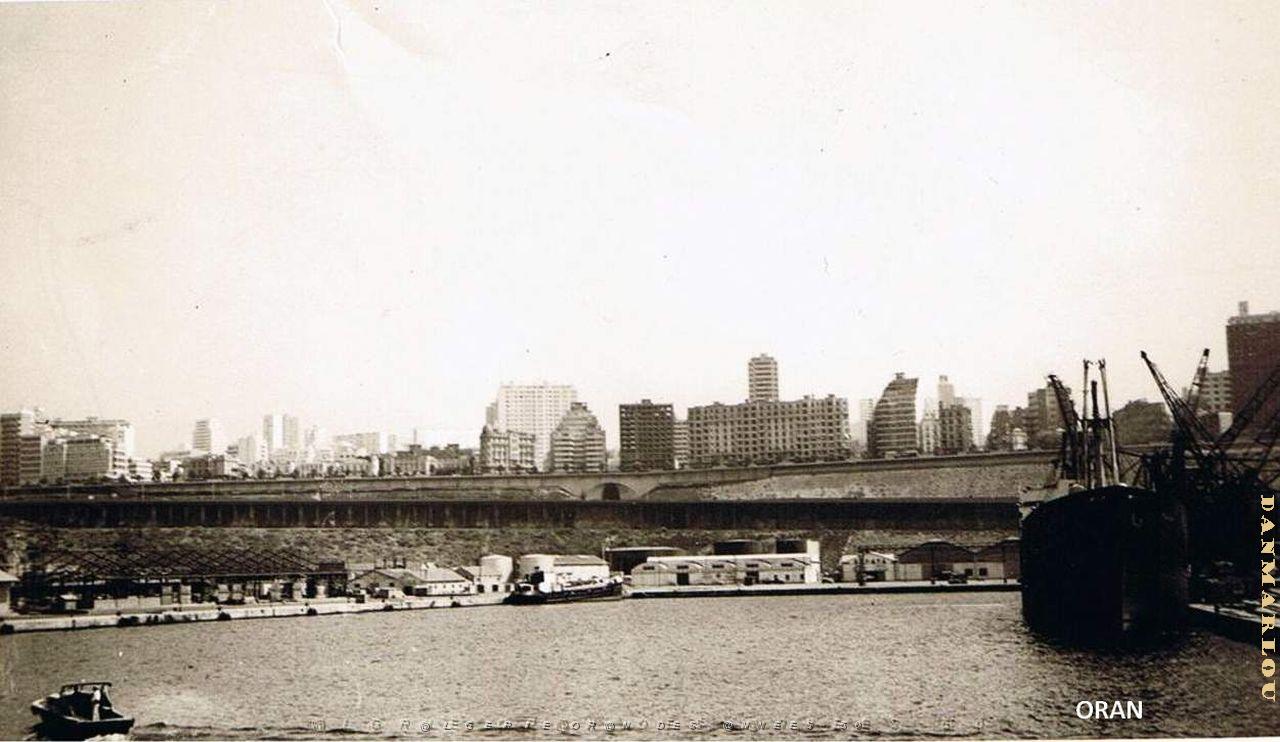 FM a- 125- Bd Front de mer.jpg